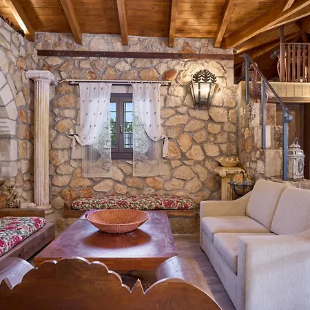 Rodakas Seaside Nest Vila *