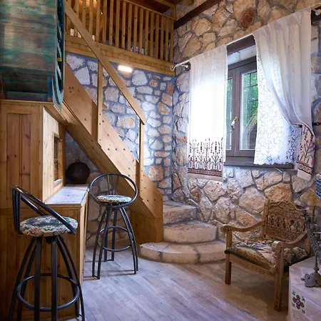 Rodakas Seaside Nest Villa