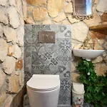 Villa Rodakas Seaside Nest *