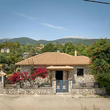 Rodakas Seaside Nest