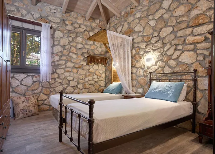 Rodakas Seaside Nest *