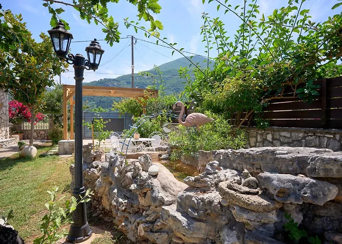 Rodakas Seaside Nest