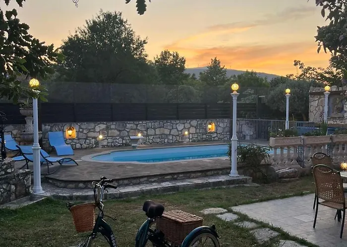 Rodakas Seaside Nest *